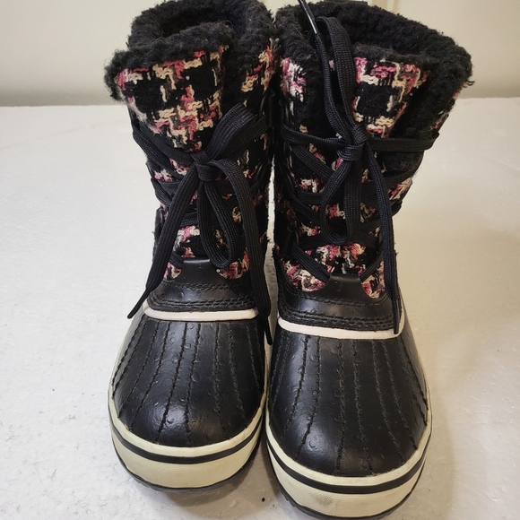Sorel boots - Picture 7 of 10
